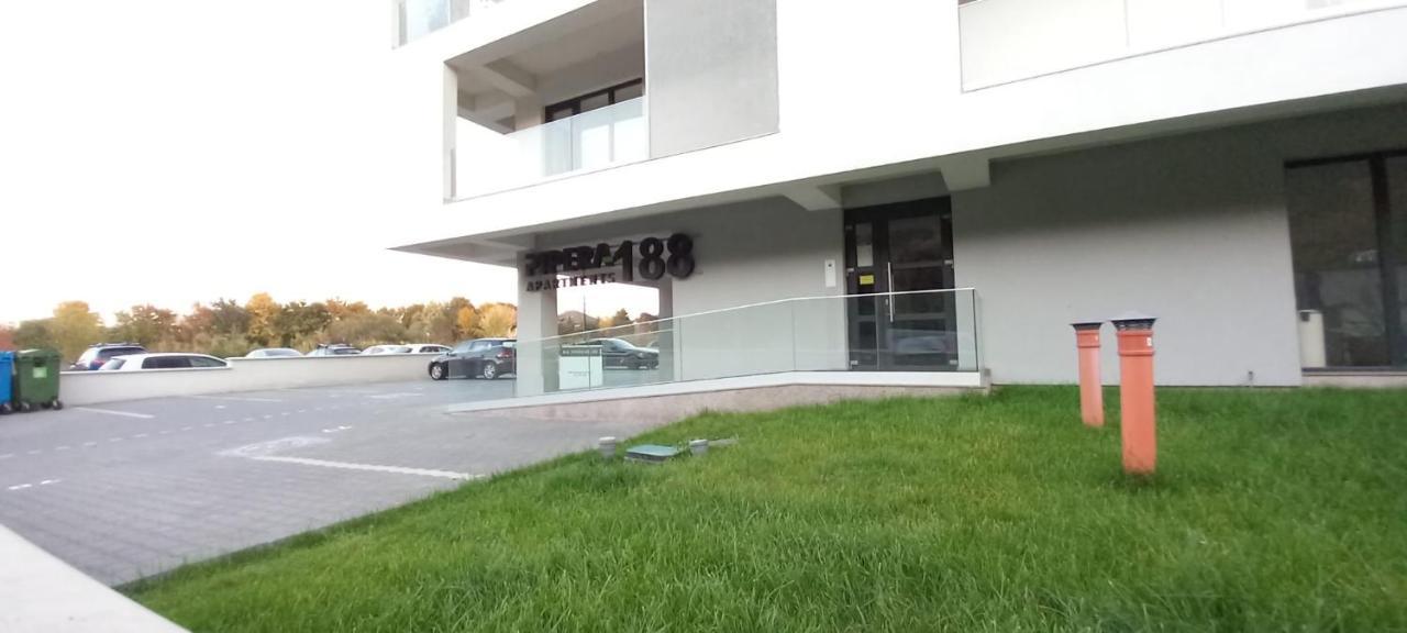 North Pipera Apartment W Parking & Self Check In Voluntari Buitenkant foto